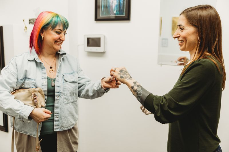 Choosing jewelry together